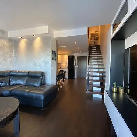Aida 7 Apartement *